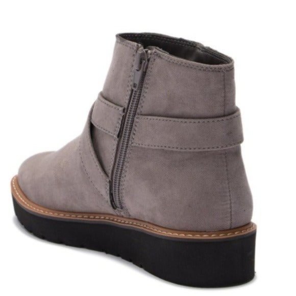 naturalizer element ankle boot